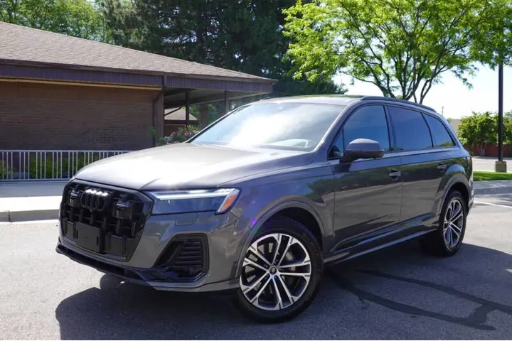 $46959 : 2025 Q7 quattro Premium Plus image 2