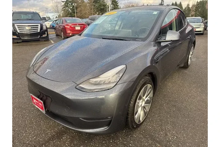 $22999 : Tesla Model Y 2021 AWD Long image 1