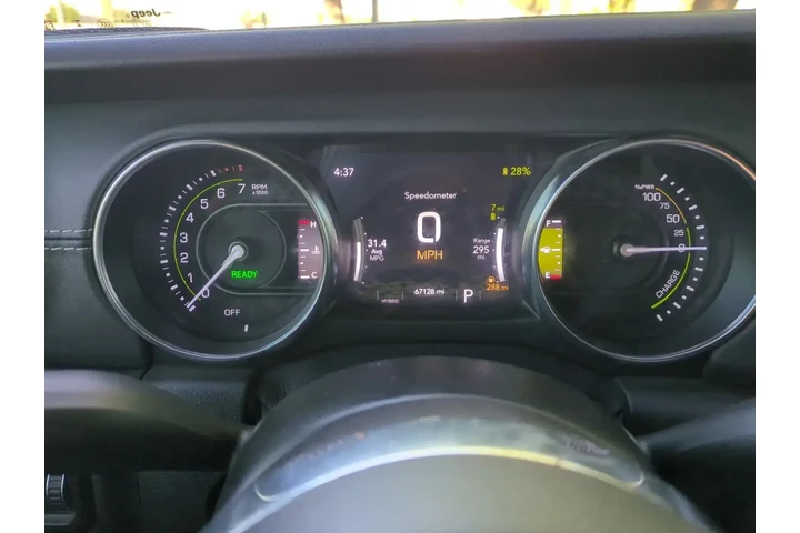 $25981 : Jeep Wrangler Unlimited 2021 image 10