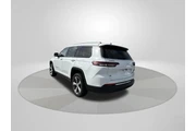 $26753 : Jeep Grand Cherokee L 2022 4 thumbnail