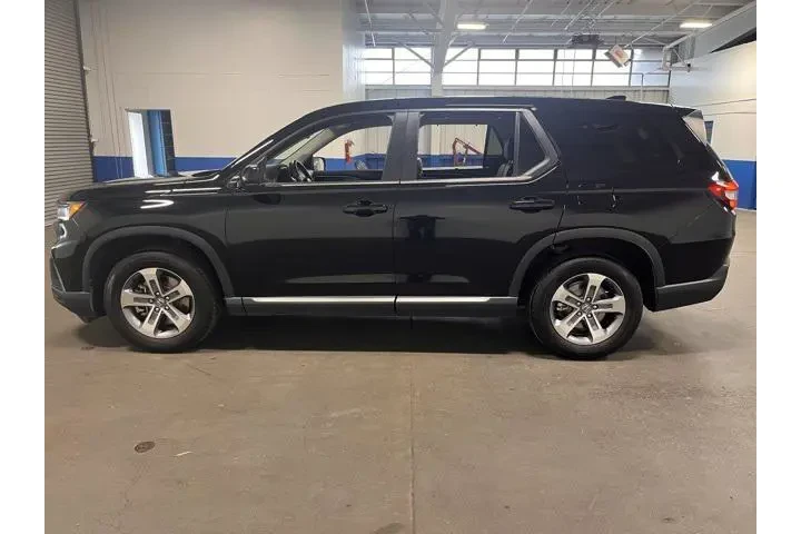 $36641 : Honda Pilot 2024 AWD EX-L 4d image 6
