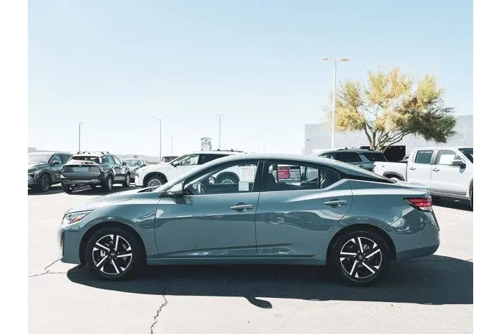 $20997 : Nissan Sentra 2025 SV 4dr Se image 4