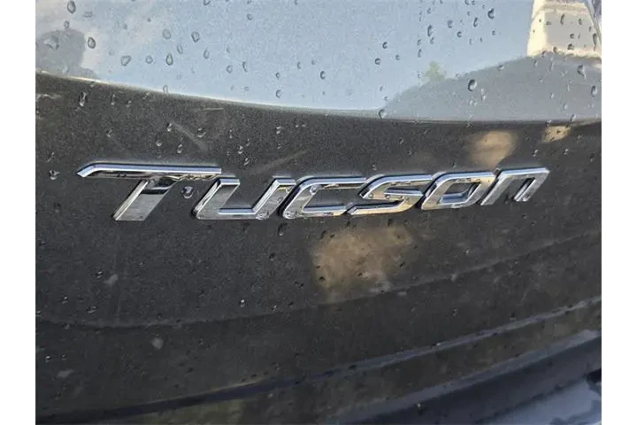 $18785 : Hyundai TUCSON 2022 AWD SEL image 8