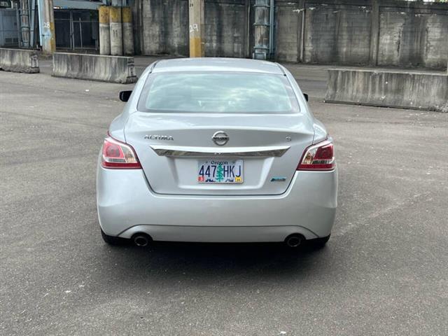 $7488 : 2013 Altima 2.5 S image 6