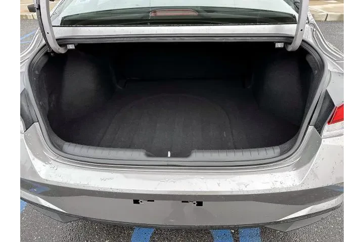 $16999 : Hyundai ELANTRA 2023 SEL 4dr image 7