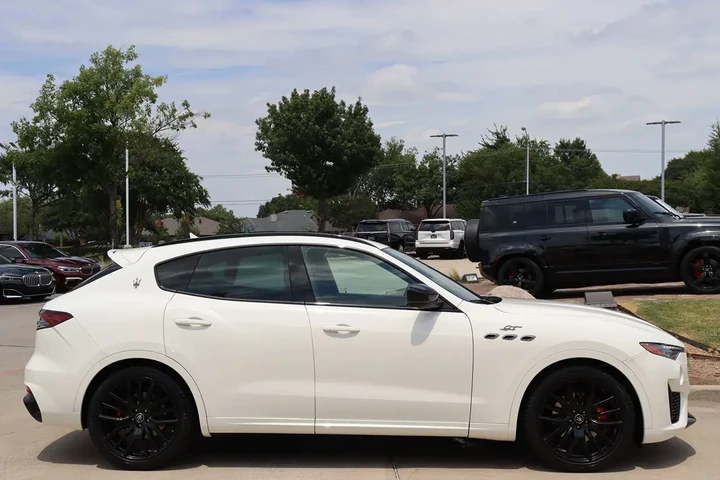$36868 : 2022 Levante GT image 7