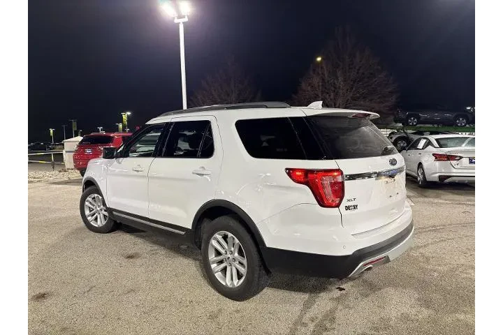 $18891 : Ford Explorer 2017 XLT 4dr S image 3