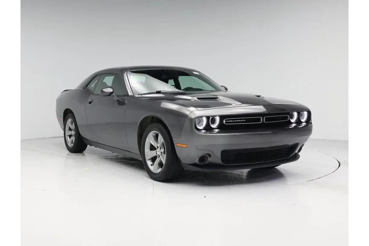 $23998 : Dodge Challenger 2019 SXT 2d image 1