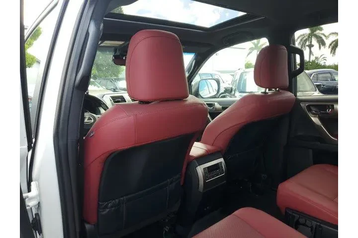 Lexus GX 460 2020 AWD 4dr SU image 10