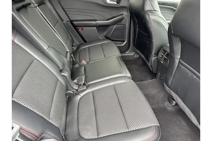 $23589 : Ford Escape 2024 ST-Line 4dr image 7