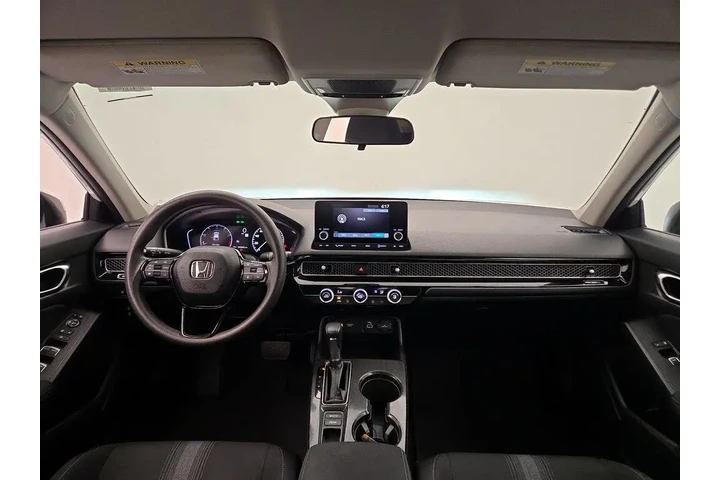 $24998 : Honda Civic 2024 LX 4dr Hatc image 9