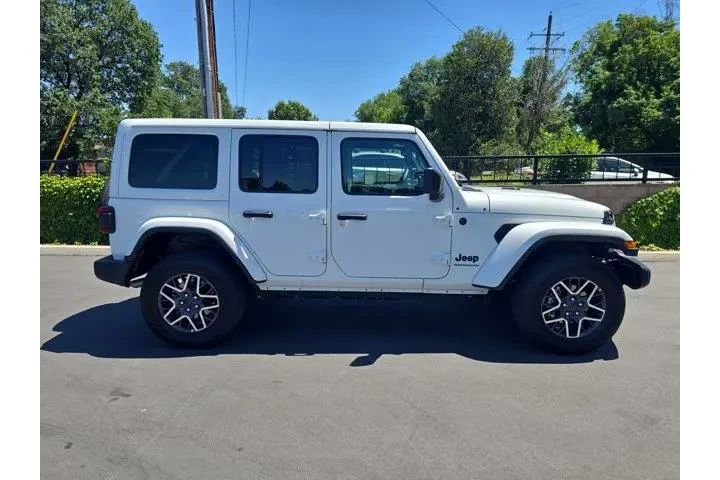 $36995 : Jeep Wrangler 2025 4x4 Sahar image 3