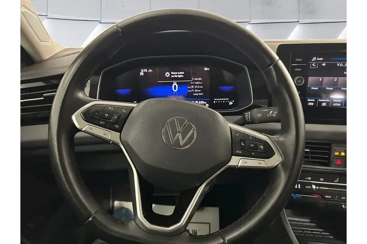 $21791 : Volkswagen Jetta 2025 SE 4dr image 9