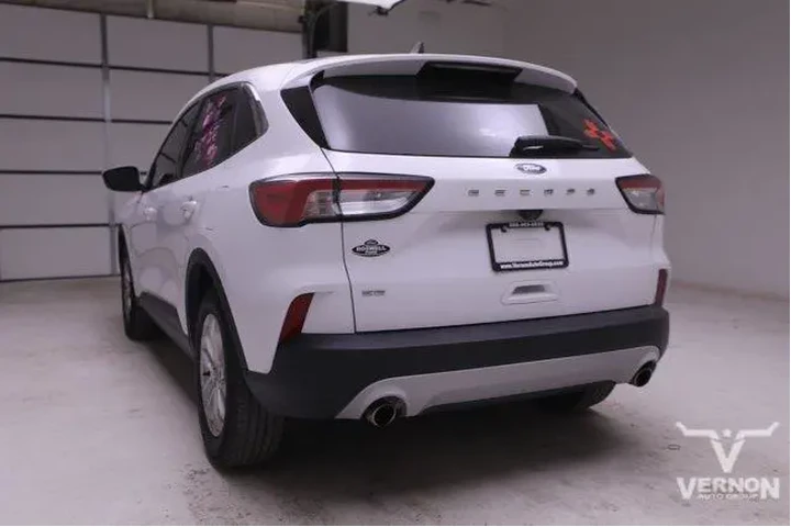 $15999 : Ford Escape 2020 SE 4dr SUV image 2