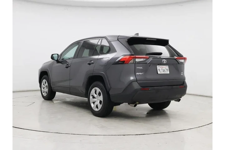 $26998 : Toyota RAV4 2024 AWD LE 4dr image 2