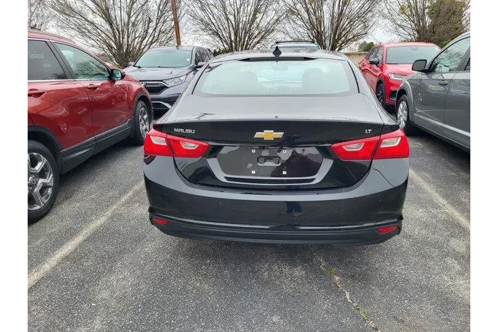 $18920 : Chevrolet Malibu 2024 LT 4dr image 5