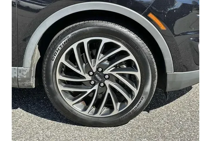 $25255 : Lincoln Nautilus 2019 AWD Re image 7