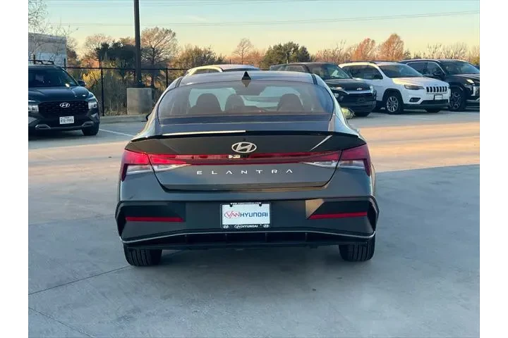 $24499 : Hyundai ELANTRA 2026 SEL Spo image 10