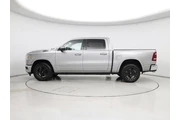 $33998 : Ram 1500 2019 4x4 Laramie Lo thumbnail