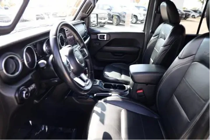 $24248 : Jeep Wrangler Unlimited 2020 image 10