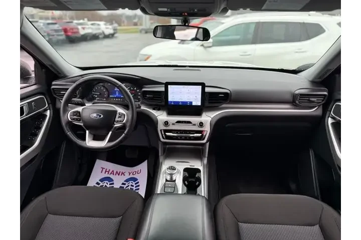 $34500 : Ford Explorer 2024 AWD XLT 4 image 4