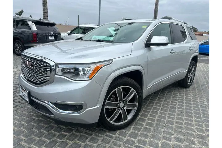 $20995 : GMC Acadia 2017 Denali 4dr S image 2