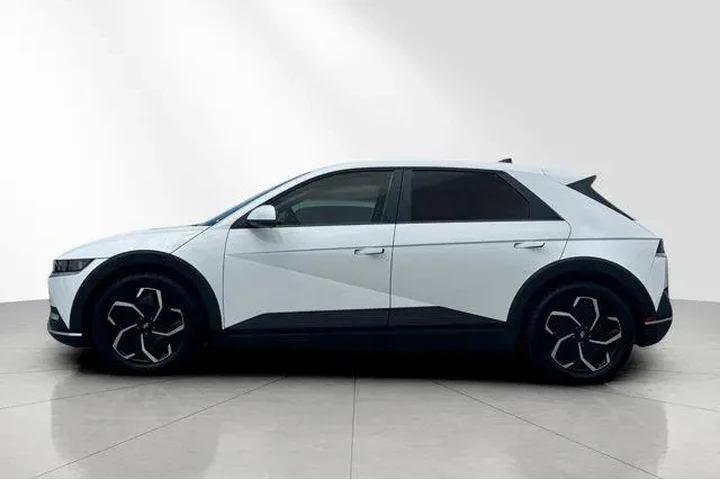 $27998 : Hyundai IONIQ 5 2024 SEL 4dr image 7