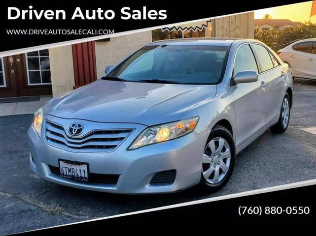 $9500 : 2011 Camry image 1