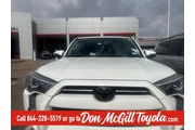$36419 : Toyota 4Runner 2023 4x2 SR5 thumbnail