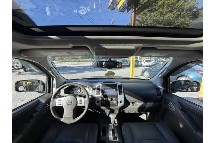 2013 Frontier PRO-4X image 6