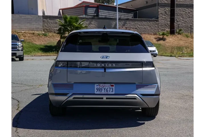 $29851 : Hyundai IONIQ 5 2024 Limited image 5