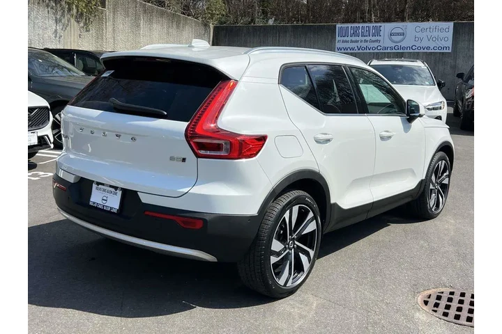 $31500 : Volvo XC40 2023 AWD B5 Plus image 5