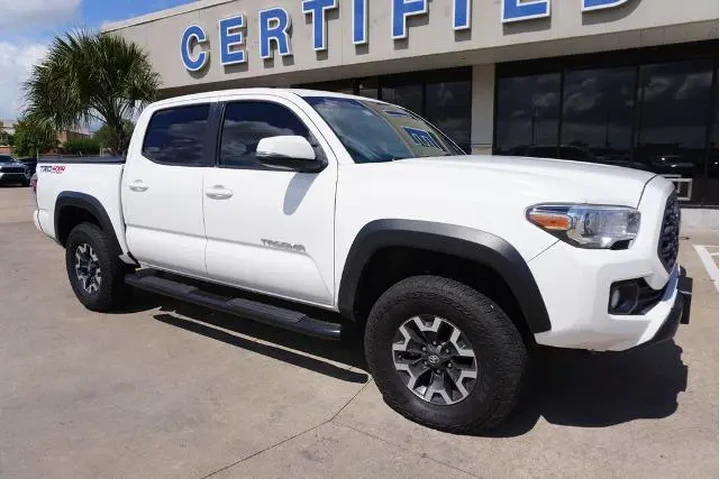 $39725 : Toyota Tacoma 2023 4x4 TRD S image 1