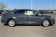 $24450 : Corolla Hybrid LE thumbnail