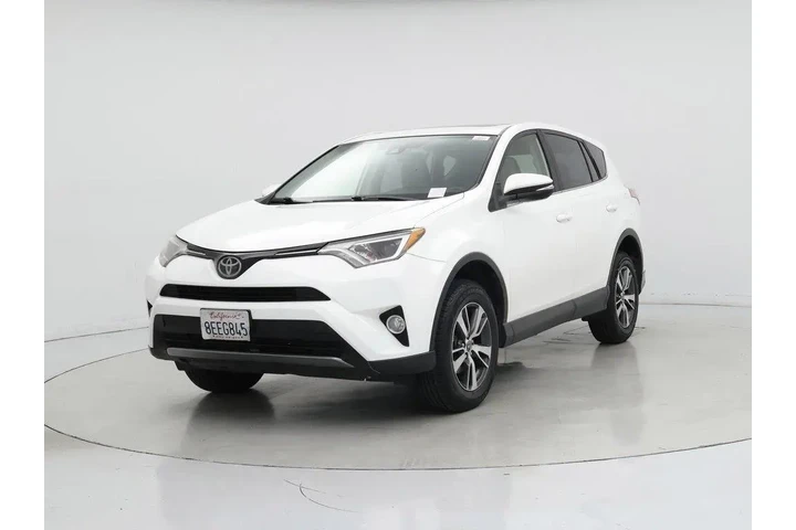 $23998 : Toyota RAV4 2018 XLE 4dr SUV image 4
