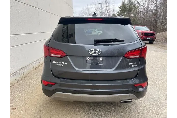 $12798 : Hyundai SANTA FE Sport 2017 image 7