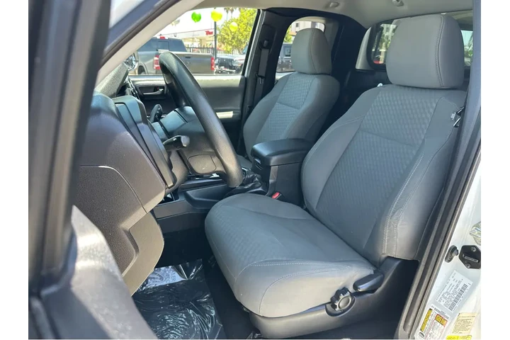 $21887 : 2020 Tacoma 2WD SR image 9