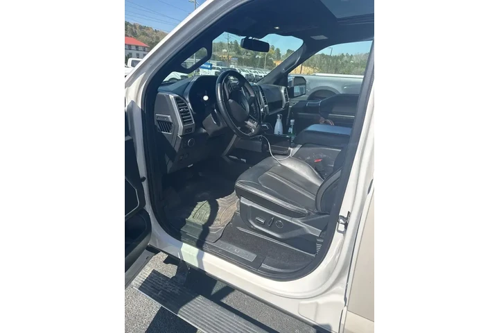 $31578 : Ford F-150 2019 4x4 XL 4dr S image 3