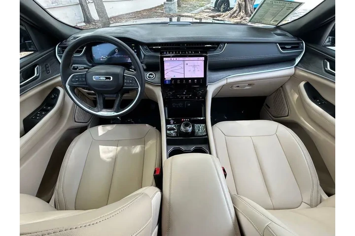 $29000 : Jeep Grand Cherokee 2024 4x4 image 10