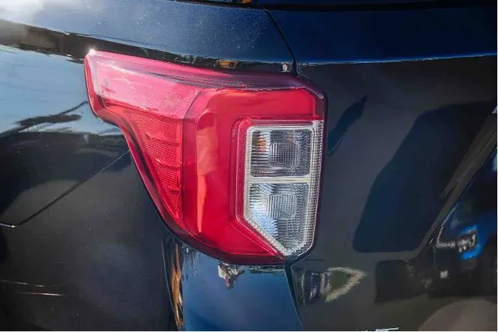 $32995 : Ford Explorer 2023 AWD XLT 4 image 7