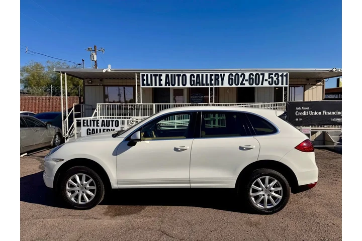 $11495 : 2012 CAYENNE image 3