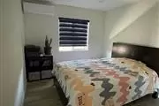 $750 : Rent in Community Ave Glendale thumbnail