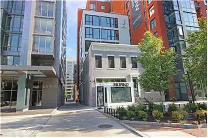 $4800 : Rental property with 5 bedro image 1