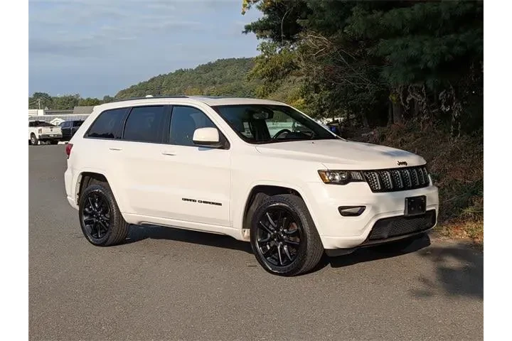 $19460 : Jeep Grand Cherokee 2020 4x4 image 3