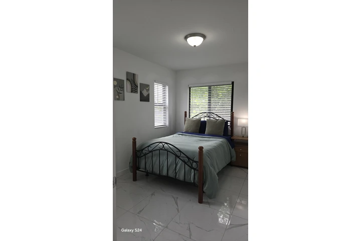 $1200 : Rento habitación image 2