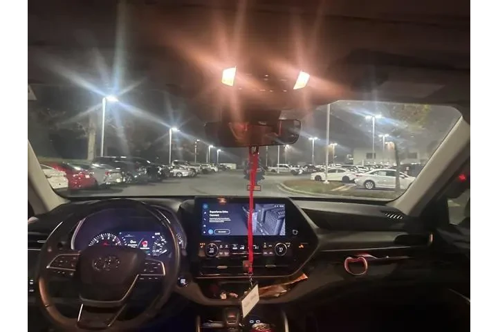 $36887 : Toyota Highlander 2023 XLE 4 image 10