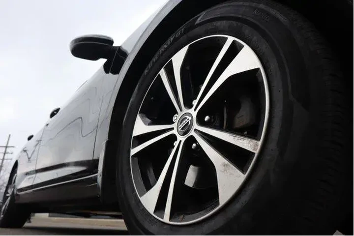 $15897 : Nissan Sentra 2022 SV 4dr Se image 10