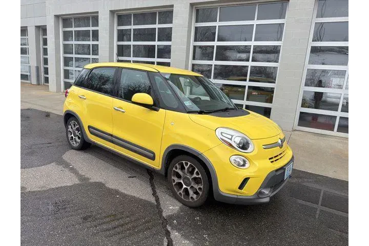 $7299 : FIAT 500L 2014 Trekking 4dr image 1