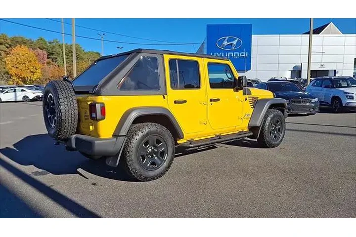 $24996 : Jeep Wrangler Unlimited 2020 image 2