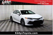 Toyota Camry Hybrid 2022 XLE